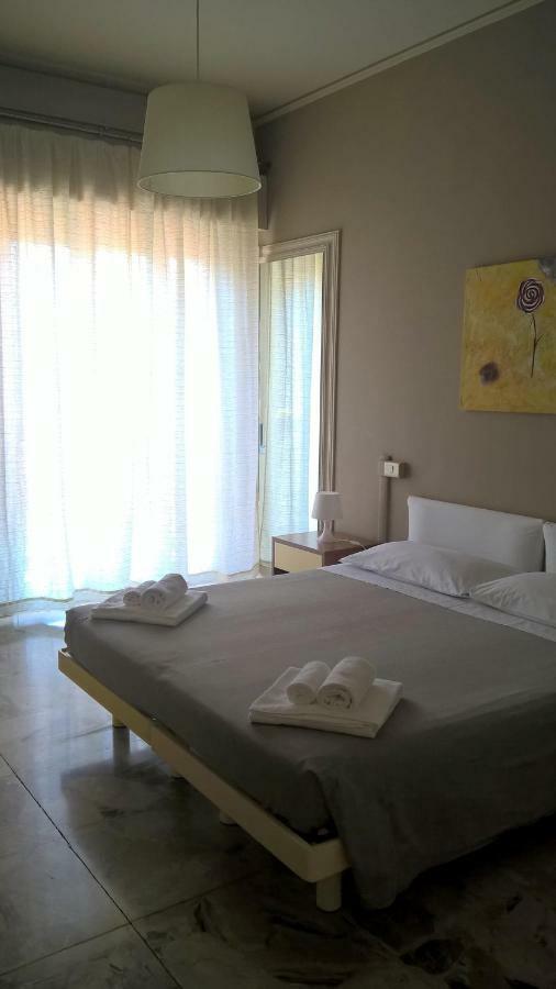 B&B Cameracaffe Centro Arezzo Exterior photo